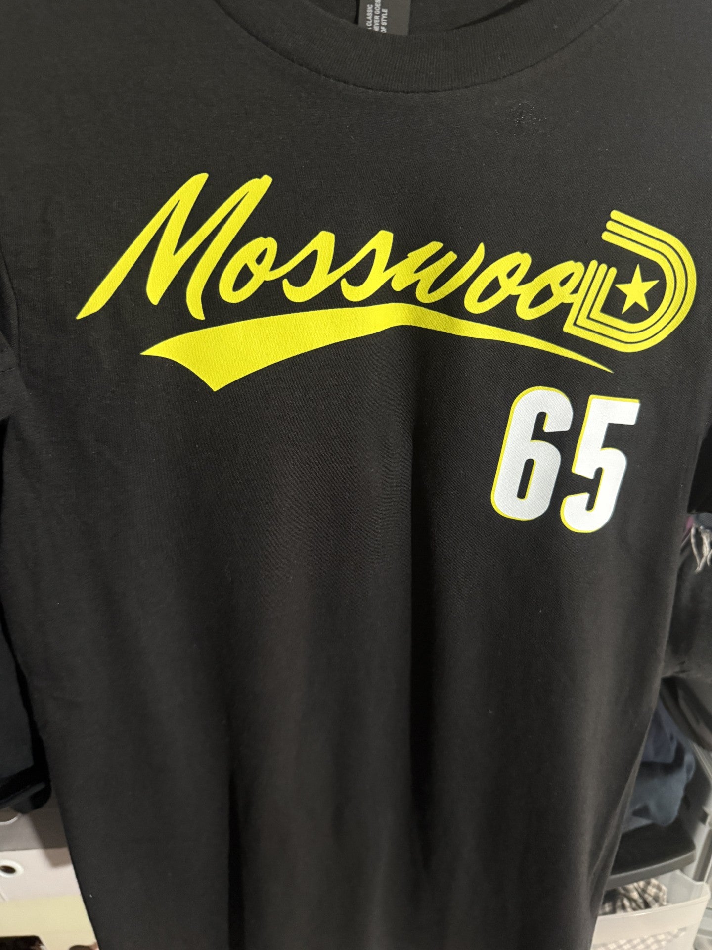 Mosswood 6ix 5ive "Team Mosswood Black & Yella" T-shirt