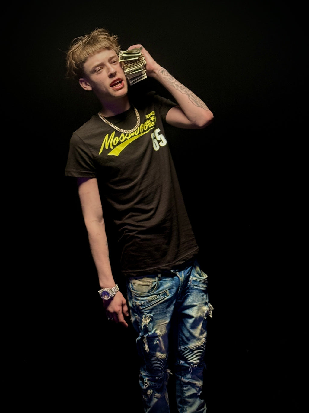 Mosswood 6ix 5ive "Team Mosswood Black & Yella" T-shirt